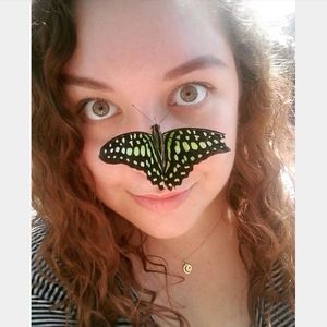 Meet your Posher, Laney